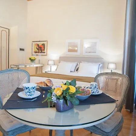 아파트 Via Farina 로마