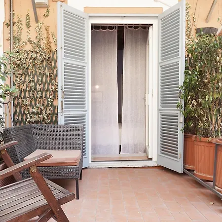 Apartment Via Farina * Rom