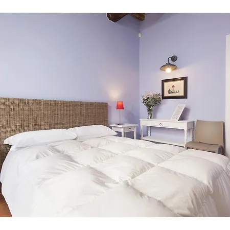 Apartment Via Farina Rom