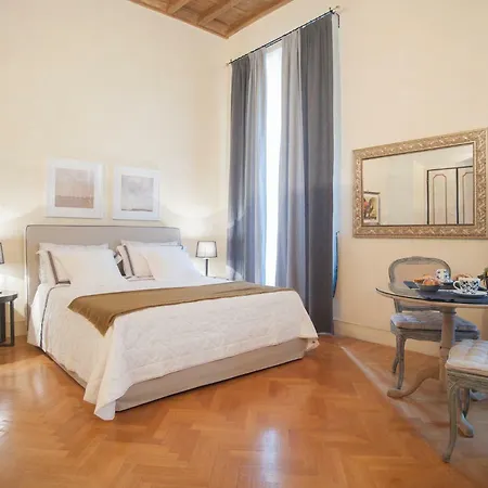 Apartment Via Farina Rom