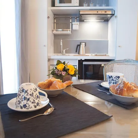 Apartment Via Farina * Rom